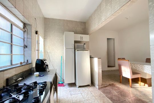Cozinha de casa à venda com 2 quartos, 206m² em Sagrada Família, Belo Horizonte