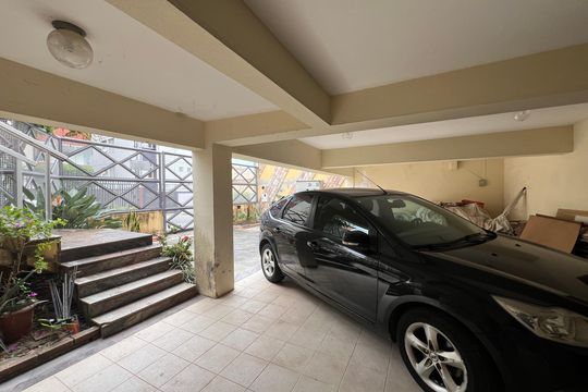 Garagem de casa à venda com 3 quartos, 85m² em Itapoã, Belo Horizonte