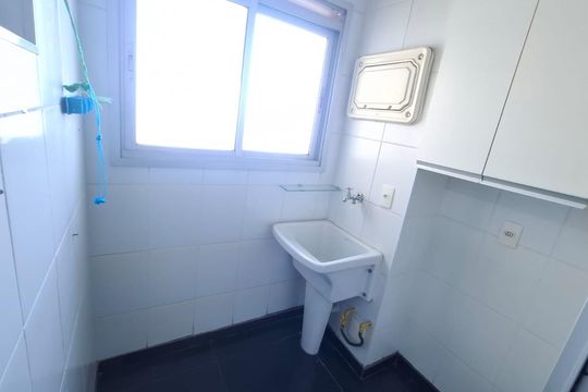 Área de serviço de apartamento para alugar com 2 quartos, 65m² em Bonfim, Campinas