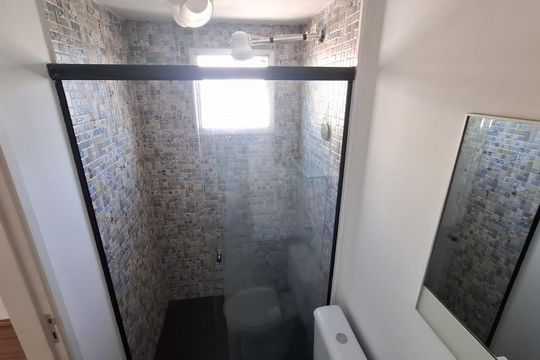 Banheiro de apartamento para alugar com 2 quartos, 65m² em Bonfim, Campinas