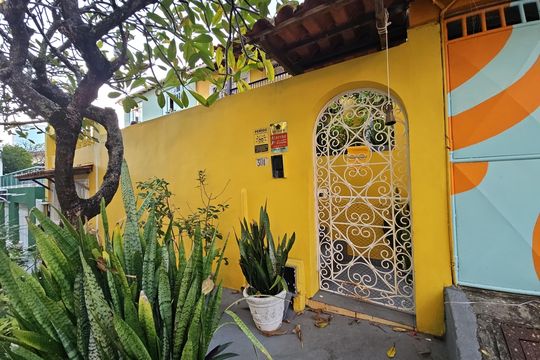 Fachada de casa para alugar com 4 quartos, 1m² em Rio Vermelho, Salvador