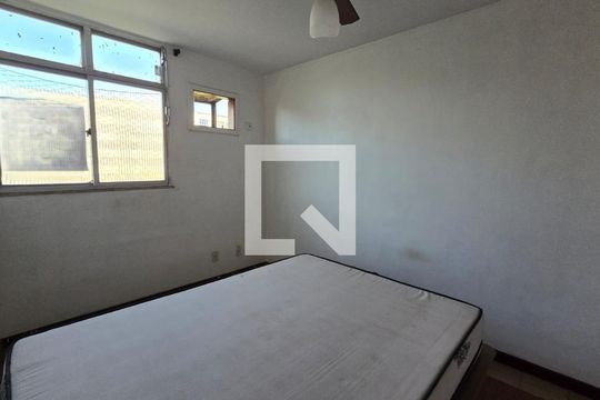 Quarto de apartamento à venda com 2 quartos, 60m² em Campo Grande, Rio de Janeiro