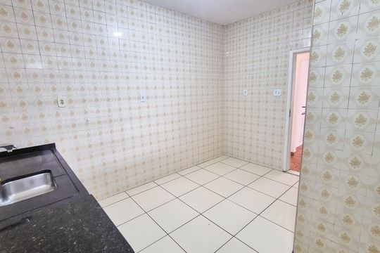 Cozinha  de casa para alugar com 2 quartos, 70m² em Olaria, Rio de Janeiro