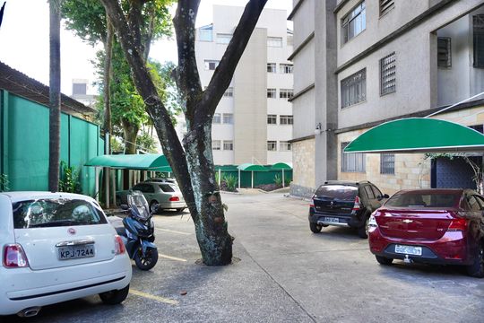 Garagem de apartamento à venda com 3 quartos, 100m² em Serra, Belo Horizonte