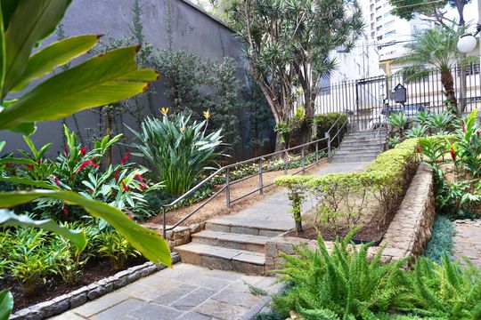Jardim de apartamento à venda com 3 quartos, 100m² em Serra, Belo Horizonte