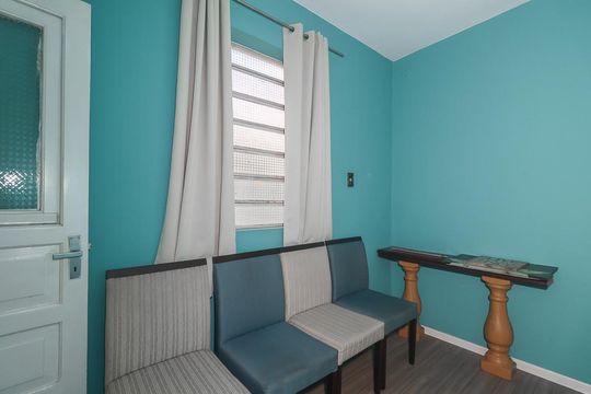 Quarto 3 de apartamento à venda com 3 quartos, 67m² em Petrópolis, Porto Alegre