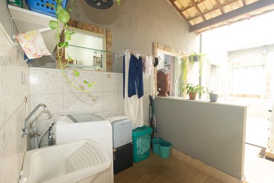 Área de Serviço de casa à venda com 3 quartos, 75m² em Campo Grande, Rio de Janeiro