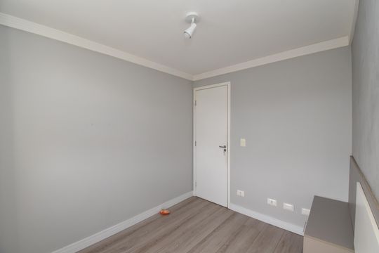 Quarto 1 de apartamento à venda com 2 quartos, 55m² em Santa Cândida, Curitiba