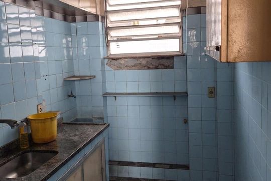 Cozinha de apartamento para alugar com 2 quartos, 41m² em Cordovil, Rio de Janeiro