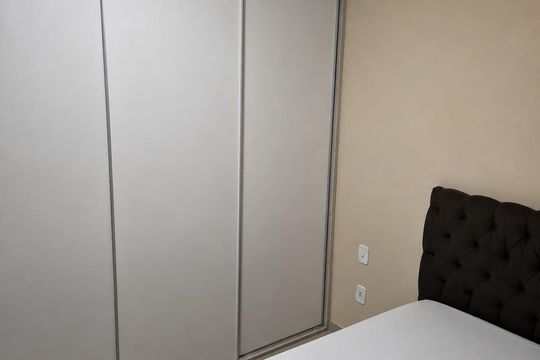 Quarto  de apartamento para alugar com 2 quartos, 69m² em Parque Senhor do Bonfim, Taubaté