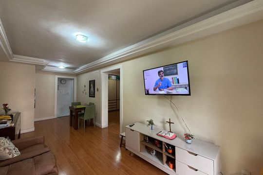 Sala de apartamento à venda com 2 quartos, 61m² em Taquara, Rio de Janeiro