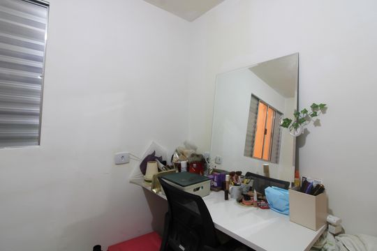 quarto 2 de casa à venda com 3 quartos, 120m² em Vila Nhocuné, São Paulo