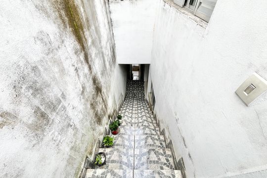 Escada de casa à venda com 4 quartos, 80m² em Jardim Santa Cruz (zona Norte), São Paulo