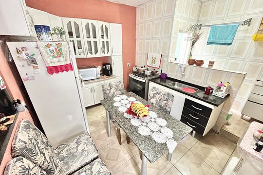 Cozinha de casa à venda com 4 quartos, 80m² em Jardim Santa Cruz (zona Norte), São Paulo