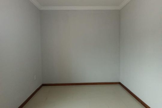 Quarto 1 de apartamento para alugar com 1 quarto, 45m² em Moquetá, Nova Iguaçu