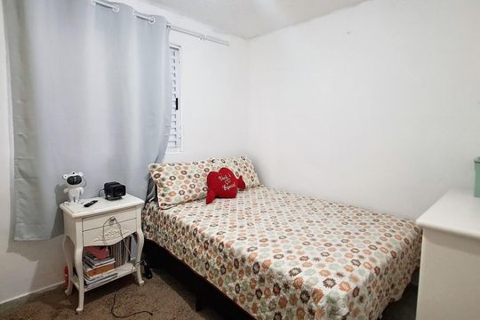 Quarto 2 de apartamento para alugar com 2 quartos, 43m² em Jundiapeba, Mogi das Cruzes