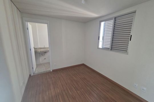 Apartamento à venda com 3 quartos, 134m² em Colégio Batista, Belo Horizonte