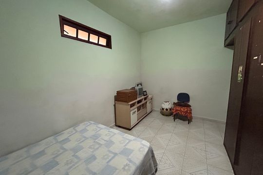 Quarto 1 de casa para alugar com 3 quartos, 80m² em Engenheiro Leal, Rio de Janeiro