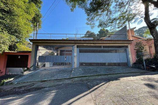 Fachada de casa para alugar com 1 quarto, 50m² em Instituto de Previdencia, São Paulo
