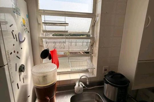 Cozinha de apartamento para alugar com 1 quarto, 40m² em Farroupilha, Porto Alegre