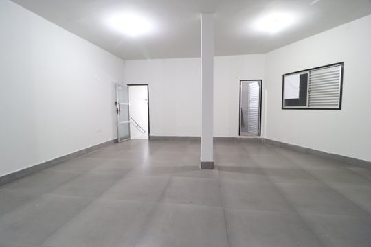 Sala/Quarto de kitnet/studio para alugar com 1 quarto, 80m² em Centro, Uberlândia