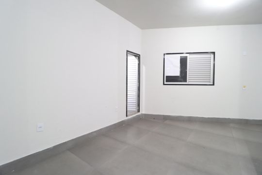Sala/Quarto de kitnet/studio para alugar com 1 quarto, 80m² em Centro, Uberlândia