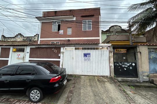 Fachada + placa de casa para alugar com 3 quartos, 370m² em Engenheiro Leal, Rio de Janeiro