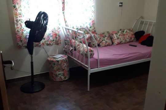 Quarto de casa para alugar com 3 quartos, 370m² em Engenheiro Leal, Rio de Janeiro