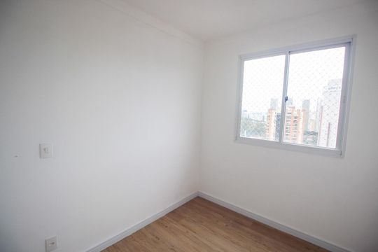 Quarto 1 de apartamento para alugar com 2 quartos, 41m² em Jardim Parque Morumbi, São Paulo