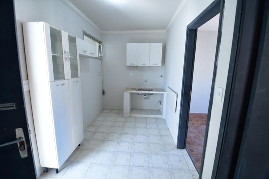 Sala/Cozinha de apartamento para alugar com 2 quartos, 40m² em Cambuí, Campinas