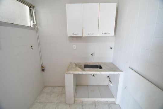 Sala/Cozinha de apartamento para alugar com 2 quartos, 40m² em Cambuí, Campinas