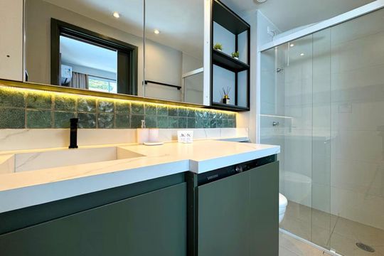 Banheiro de kitnet/studio à venda com 1 quarto, 25m² em Vila Butantã, São Paulo