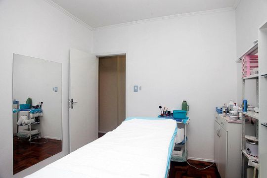 Quarto 2 de apartamento à venda com 2 quartos, 80m² em Floresta, Porto Alegre