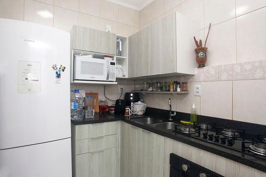 Cozinha + Área de Serviço de apartamento à venda com 2 quartos, 80m² em Floresta, Porto Alegre