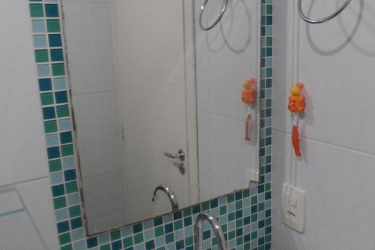 Banheiro de apartamento à venda com 2 quartos, 50m² em Parque Valenca I, Campinas