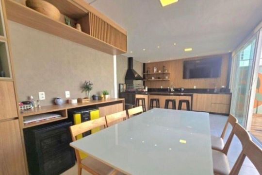 Casa de Condomínio à venda com 3 quartos, 253m² em Jardim Paiquere, Valinhos