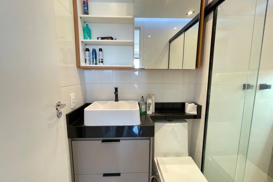 Banheiro  de apartamento para alugar com 2 quartos, 42m² em Jaguaré, São Paulo