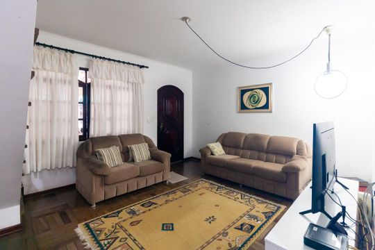 Casa à venda com 3 quartos, 150m² em Conjunto Habitacional Marechal Mascarenhas de Morais, São Paulo