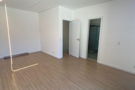 Casa de Condomínio à venda com 3 quartos, 141m² em Chácaras Silvânia, Valinhos