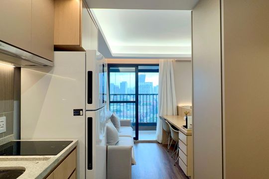 Cozinha de kitnet/studio para alugar com 1 quarto, 27m² em Pinheiros, São Paulo