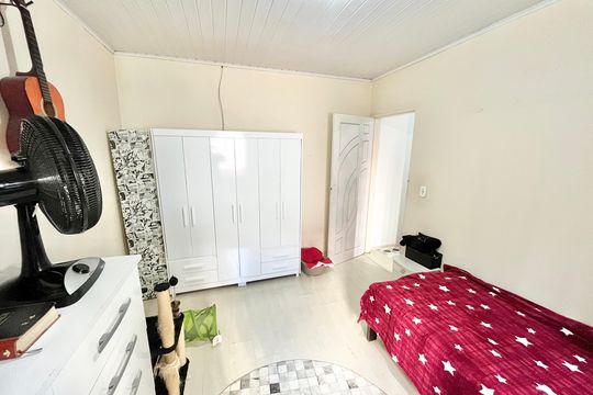 Quarto 2 de casa à venda com 2 quartos, 70m² em Jardim das Laranjeiras, São Paulo