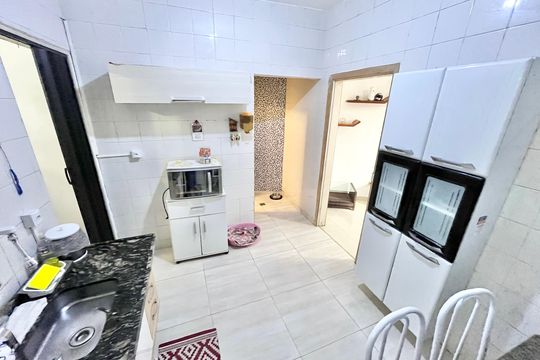 Cozinha de casa à venda com 2 quartos, 70m² em Jardim das Laranjeiras, São Paulo