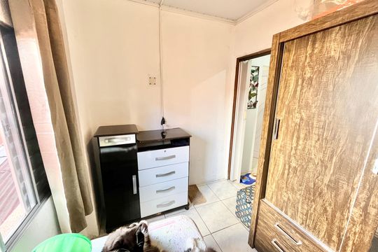 Quarto 1 de casa à venda com 2 quartos, 70m² em Jardim das Laranjeiras, São Paulo