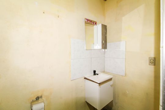 Banheiro de casa para alugar com 1 quarto, 48m² em Mathias Velho, Canoas