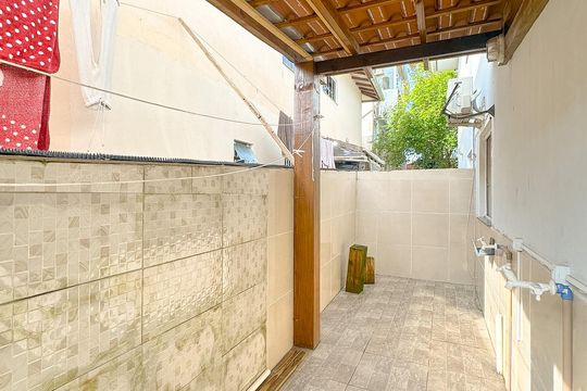 Área externa de apartamento para alugar com 2 quartos, 90m² em Ingleses do Rio Vermelho, Florianópolis