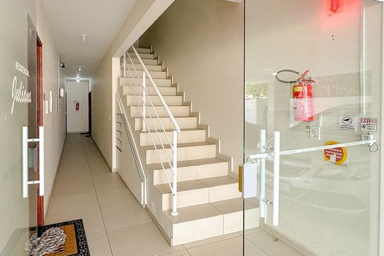 Hall de entrada de apartamento para alugar com 2 quartos, 90m² em Ingleses do Rio Vermelho, Florianópolis