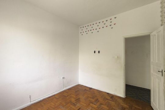Quarto de casa à venda com 4 quartos, 125m² em Inhaúma, Rio de Janeiro