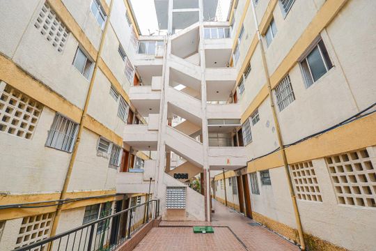 Apartamento à venda com 2 quartos, 42m² em Grajaú, São Paulo