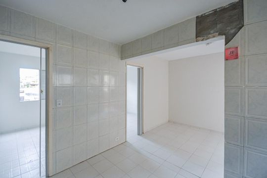 Apartamento à venda com 2 quartos, 42m² em Grajaú, São Paulo