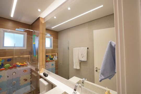 Banheiro de apartamento à venda com 2 quartos, 110m² em Vila Mariana, São Paulo